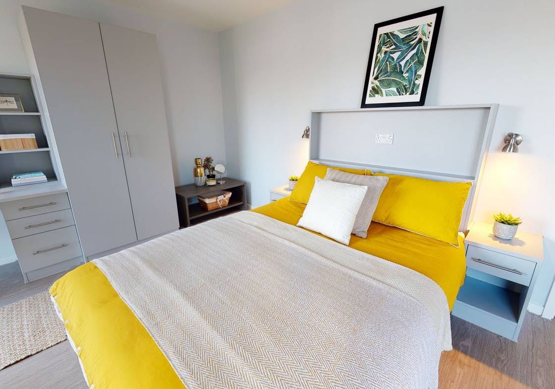 Gold One Bed Apartment
